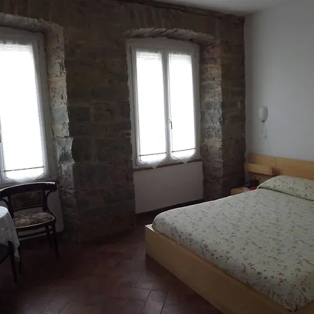 Bed and Breakfast Gens Julia 4*